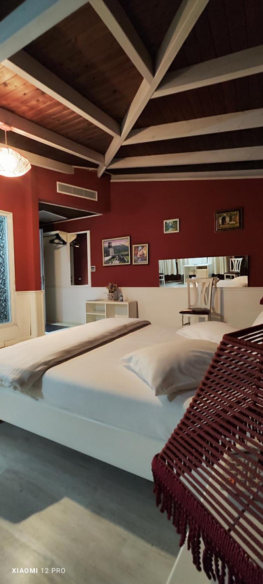 Hotel Kastria تيرانا المظهر الخارجي الصورة