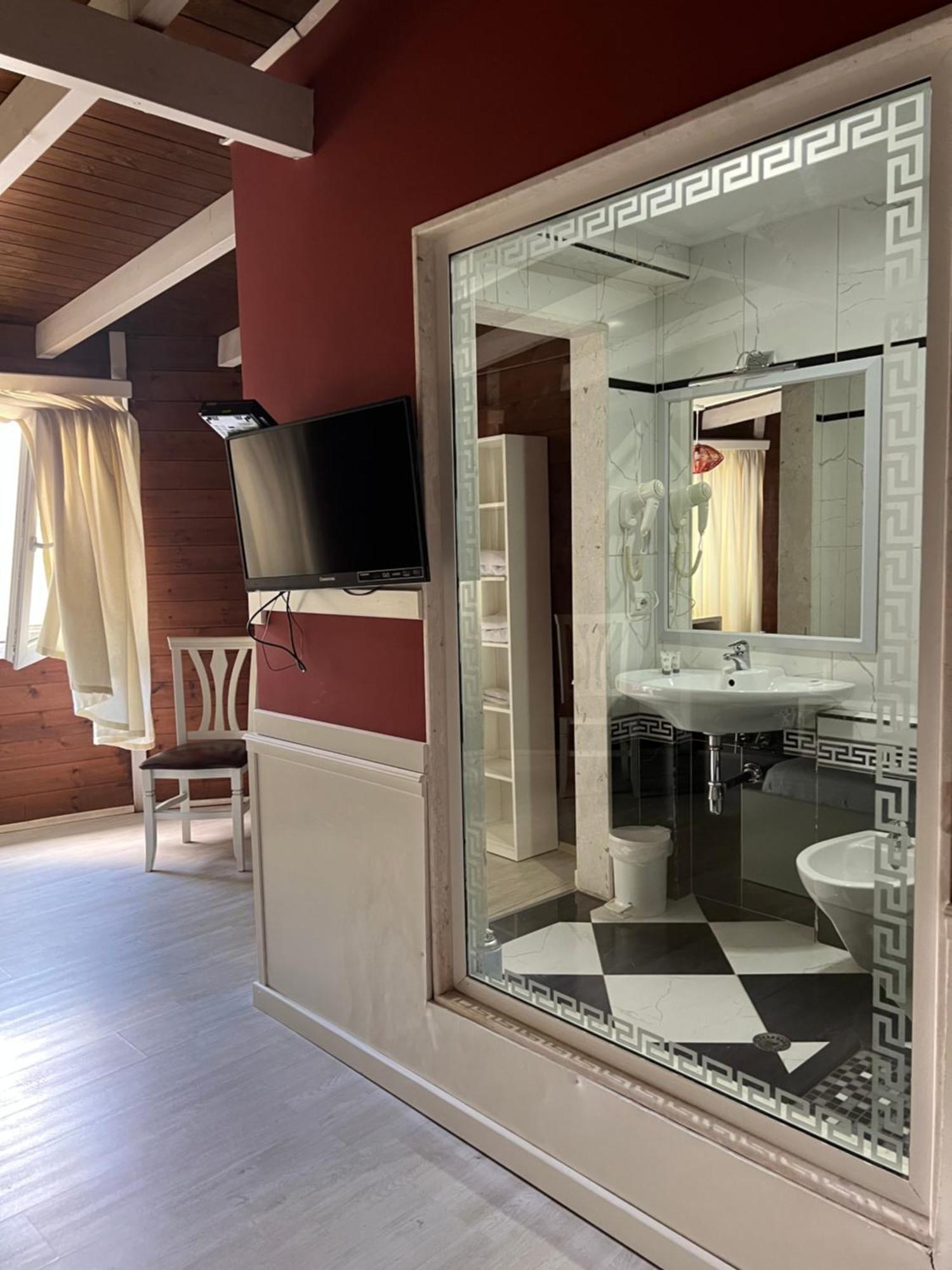 Hotel Kastria تيرانا المظهر الخارجي الصورة