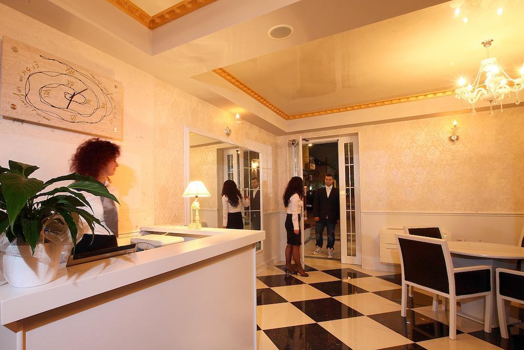 Hotel Kastria تيرانا المظهر الخارجي الصورة